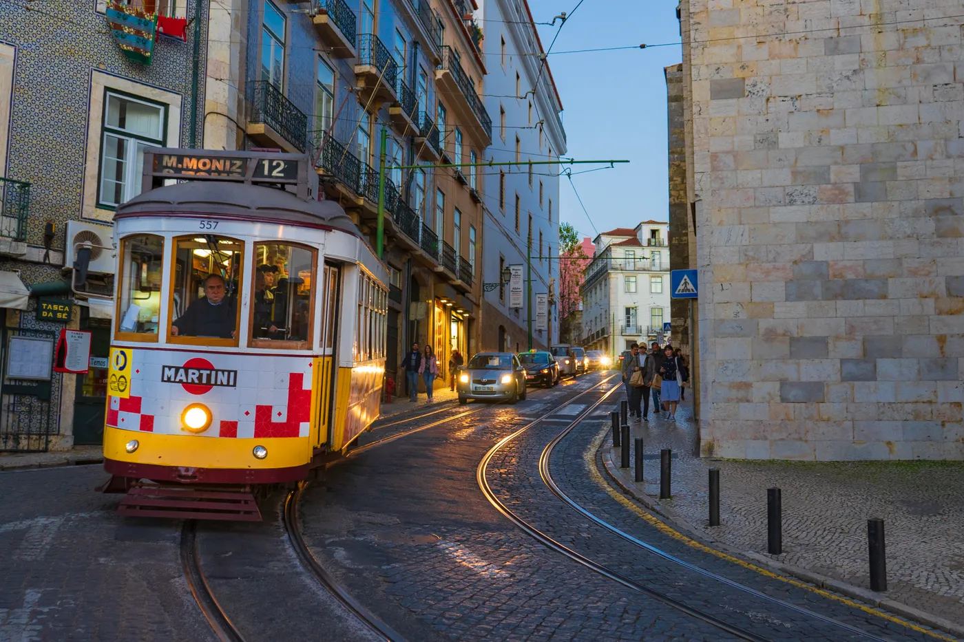 Gele tram in Lissabon